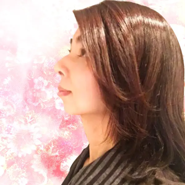 電話占いカリス_桃那（モナ）先生