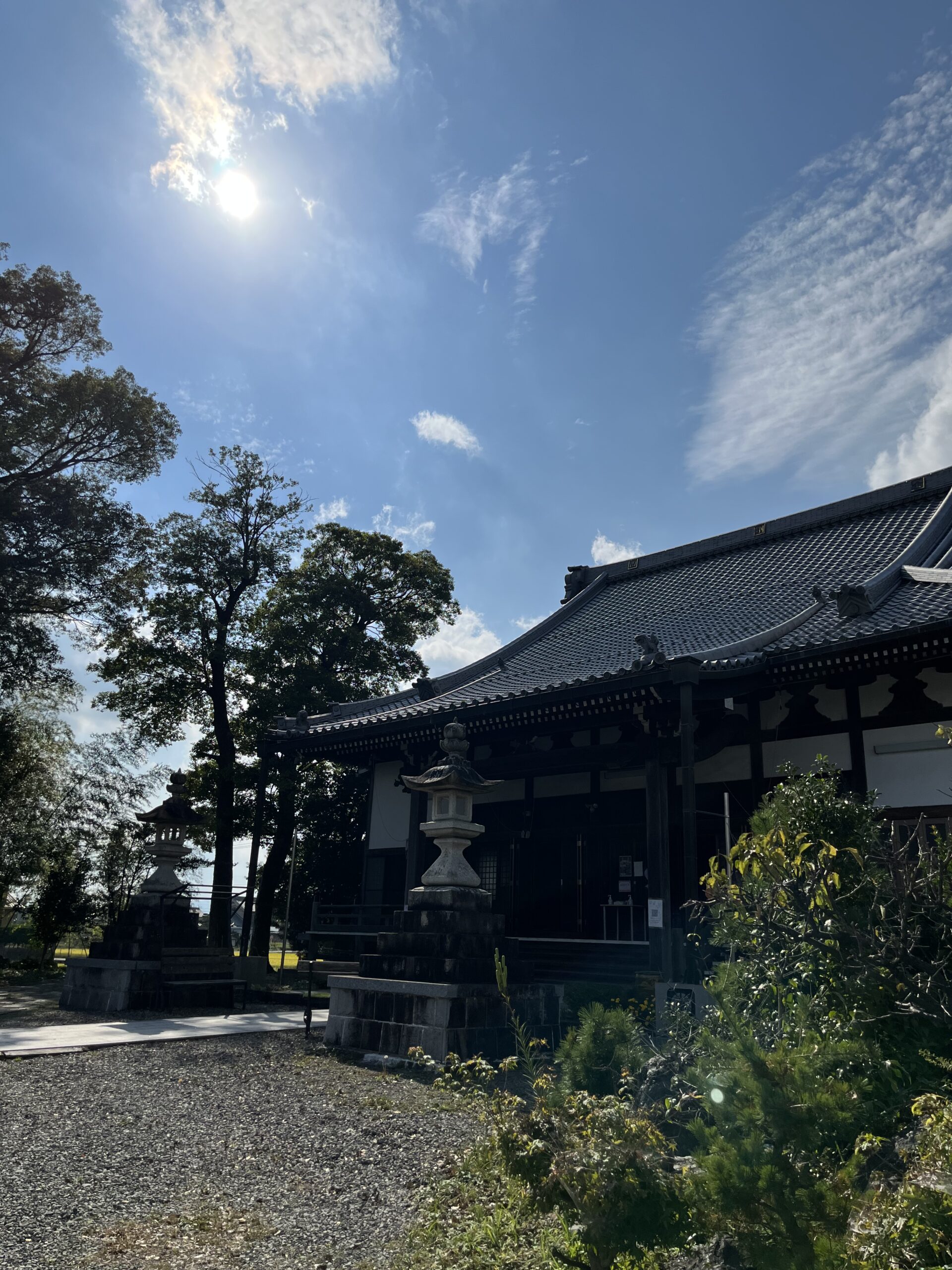 歌の聖｣から｢歌の神｣へ